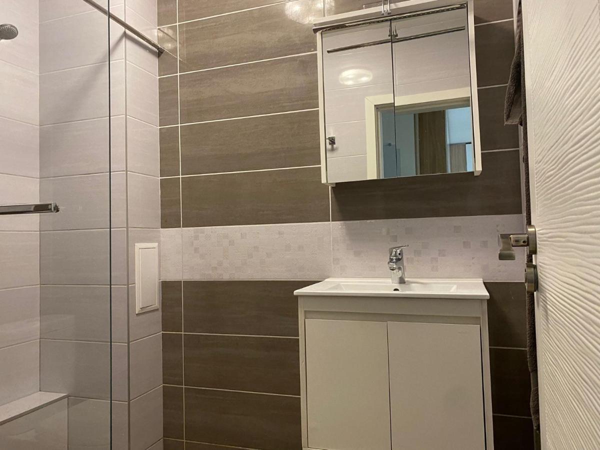 Brand New Apartment With Outdoor Swimming Pool Varna Luaran gambar