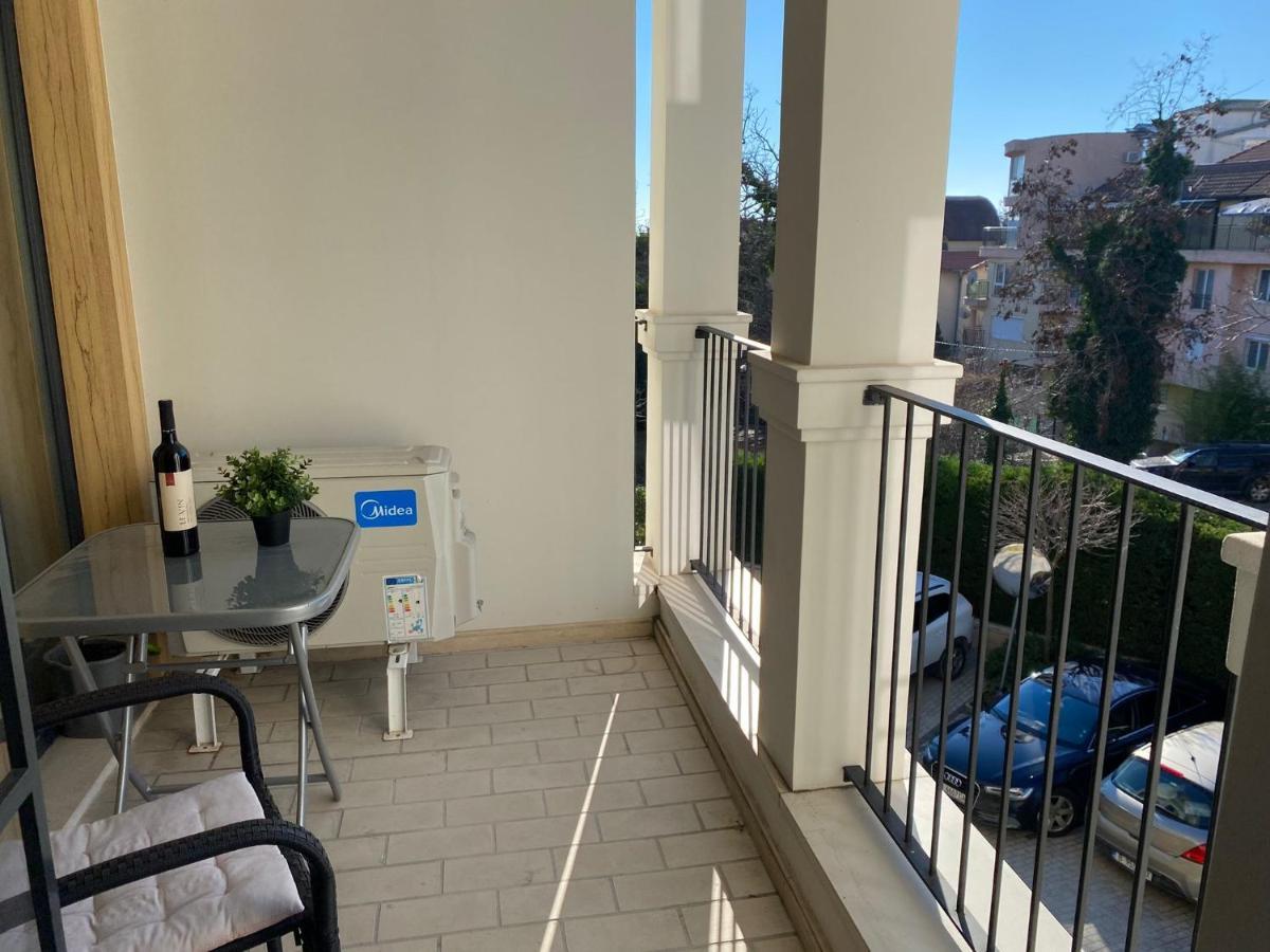 Brand New Apartment With Outdoor Swimming Pool Varna Luaran gambar
